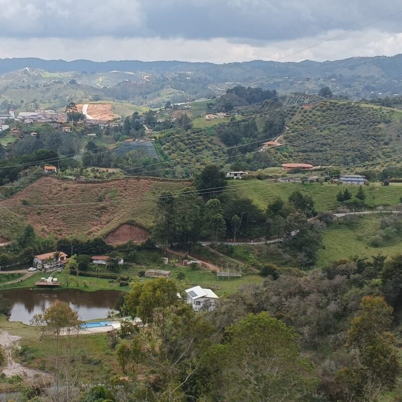 Vía de San Vicente Ferrer a El Peñol tendrá cierres totales de diez horas