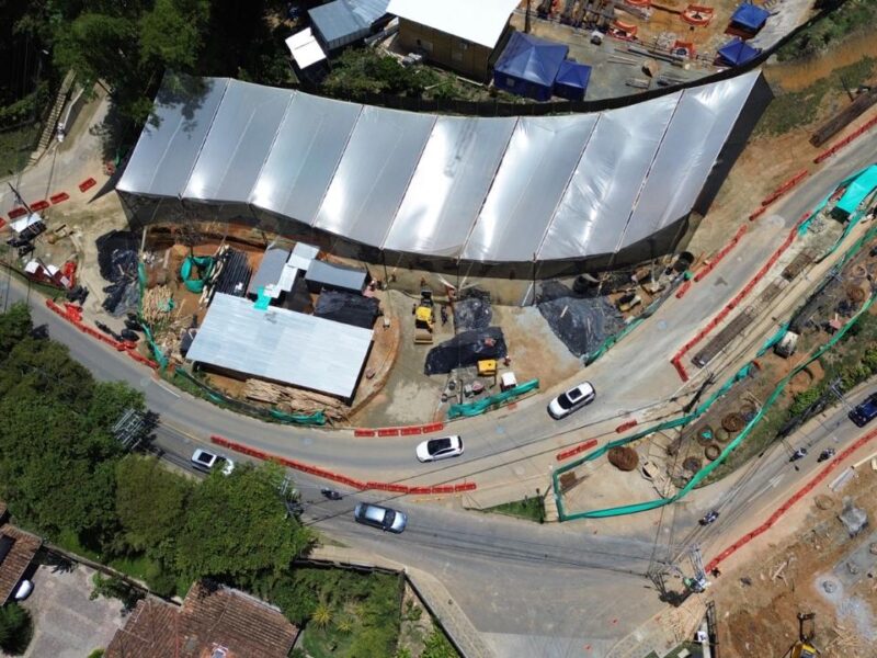Confirman avance del 39 % en obras del intercambio vial Linares – El Tesoro