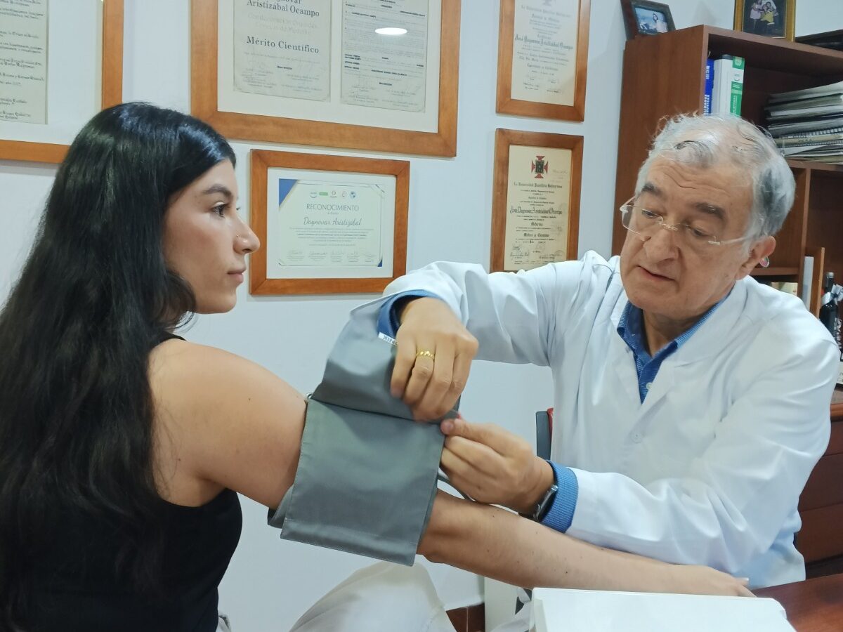 Perfil del doctor Dagnóvar Aristizábal, fundador de SICOR e investigador científico en enfermedades coronarias