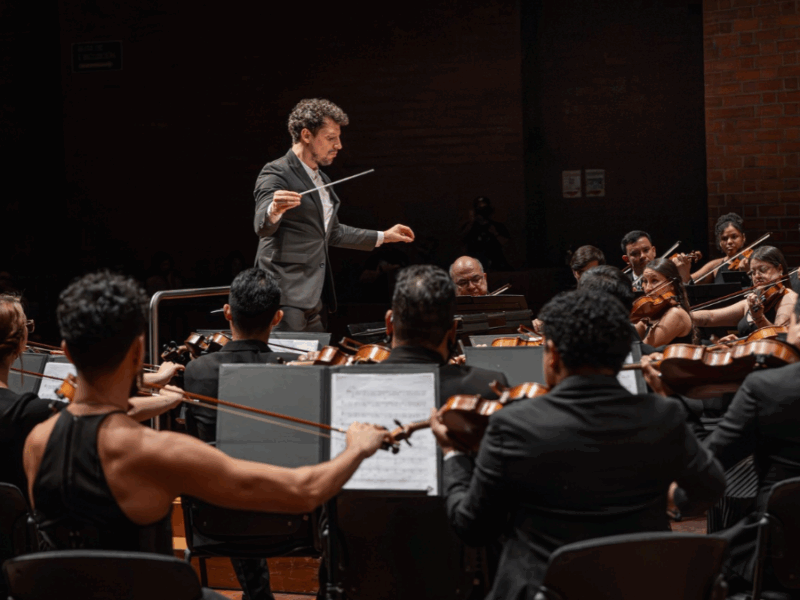 Filarmed y la Sinfónica EAFIT se unen para recorrer islas, cuevas y mares a través de la música
