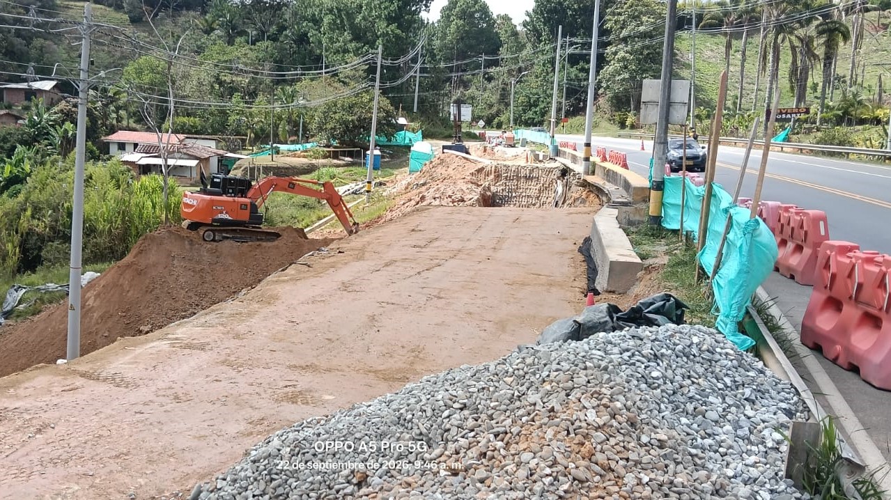 Indeportes Antioquia y obras de la Ciclorruta de Oriente