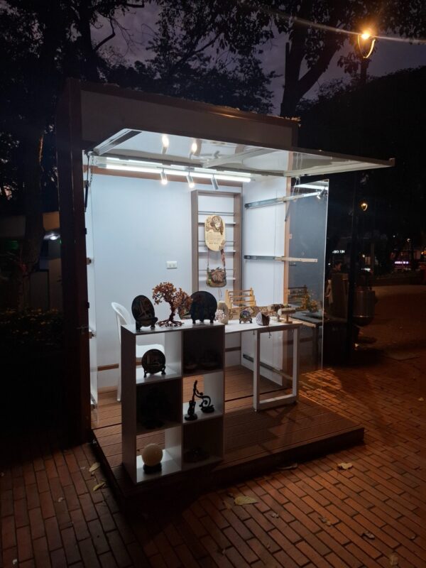 Nuevo módulos para artesanos en el parque de El Poblado