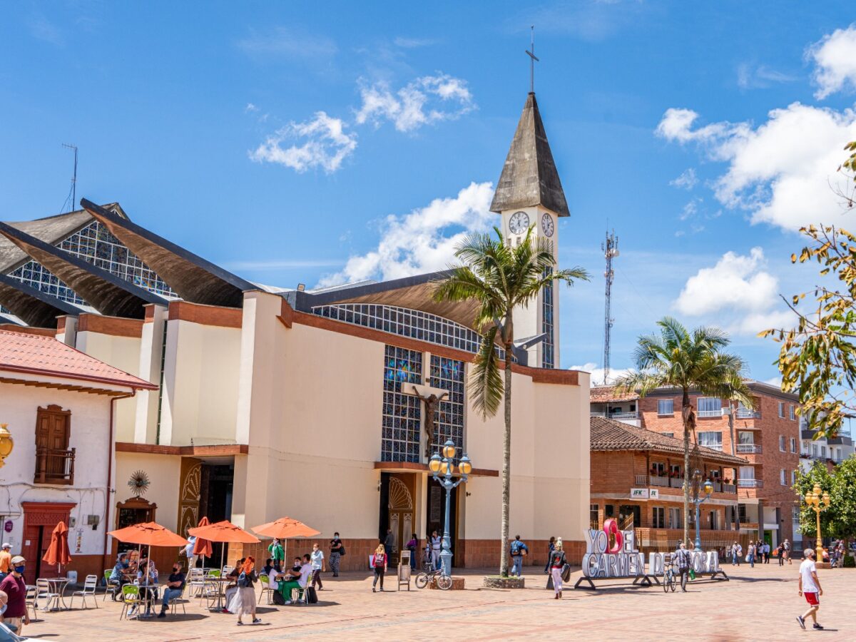 Toque de queda para menores de edad en El Carmen de Viboral