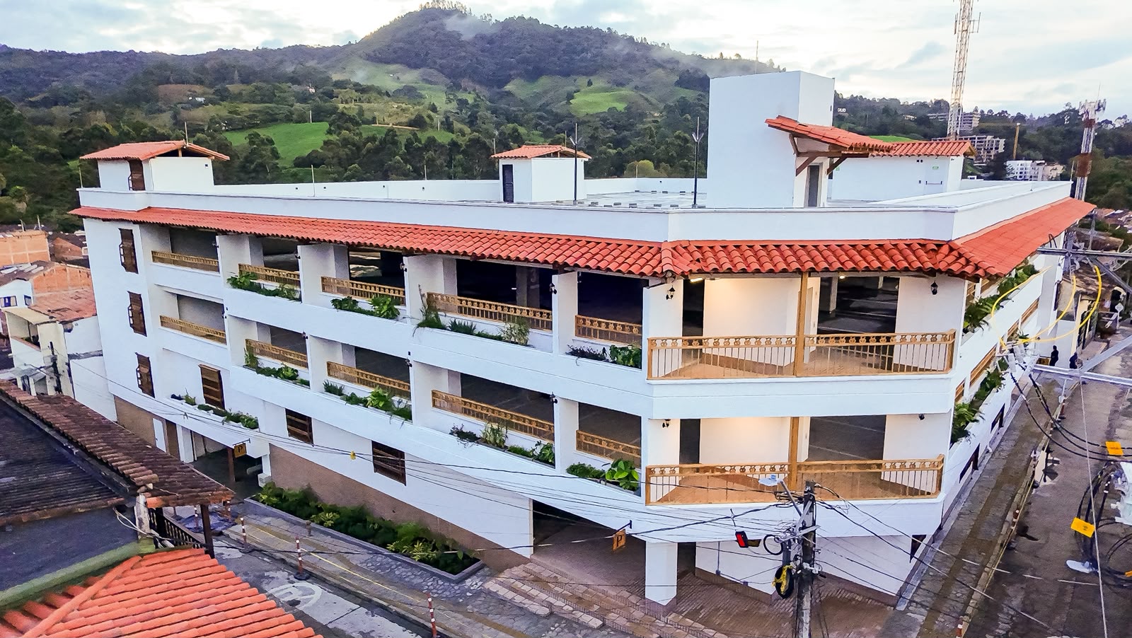 Alianza público privada Parqueadero La Libertad El Retiro