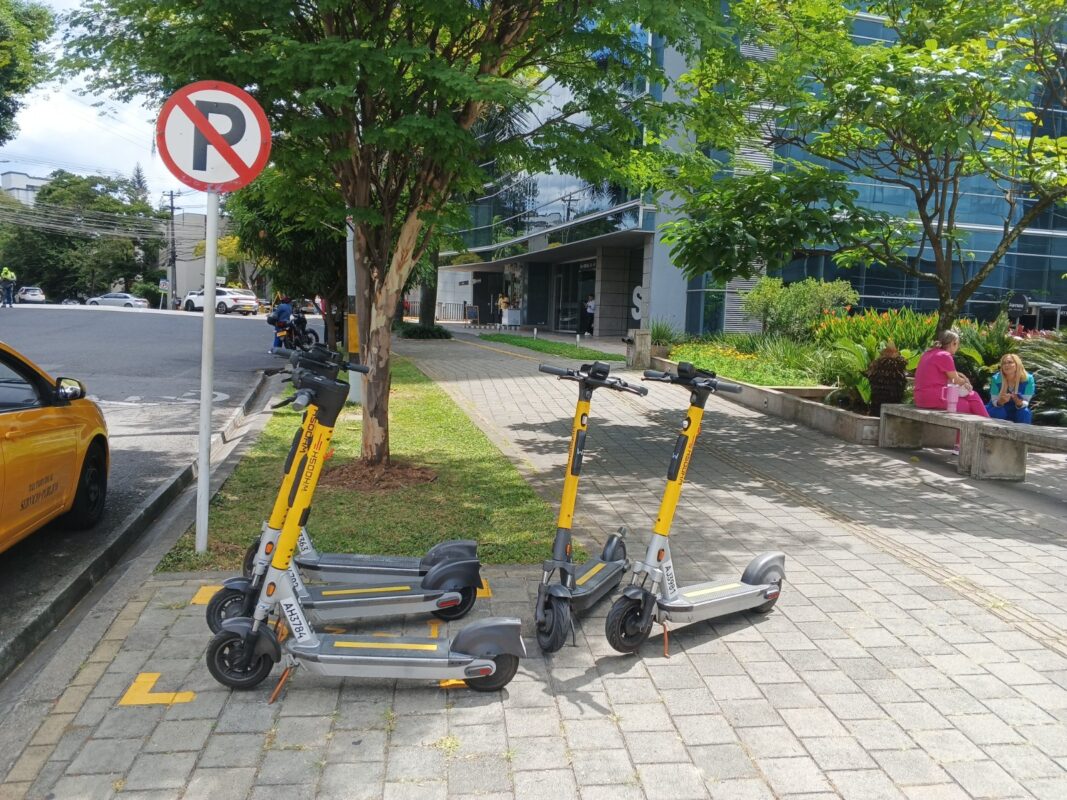 Servicio de alquiler de patinetas eléctricas en El Poblado