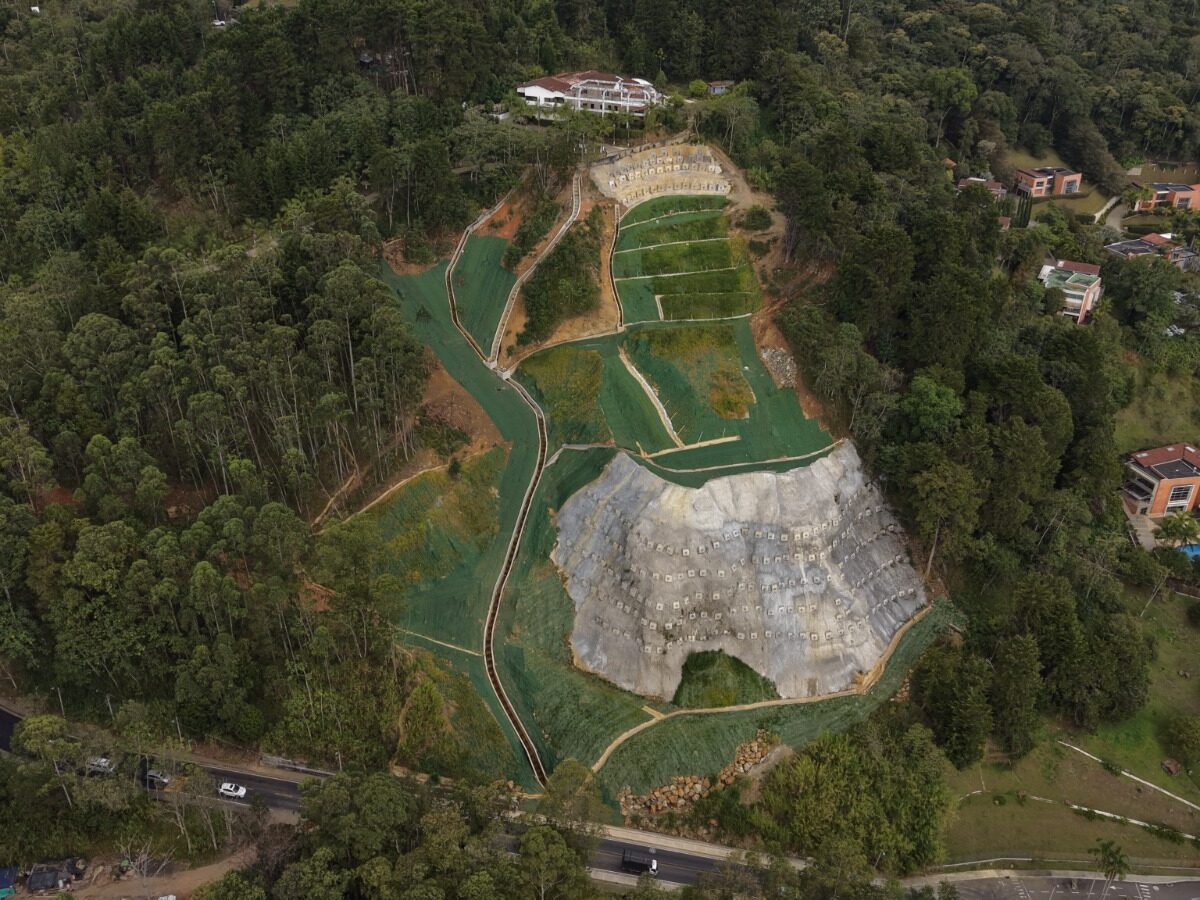 Distrito da por concluida la estabilización del talud en Los Balsos