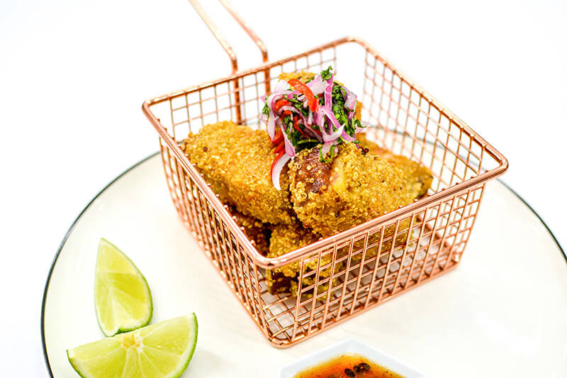 Chicharrón ahumado con costra de quínoa