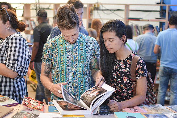 Una Fiesta del Libro y la Cultura distinta