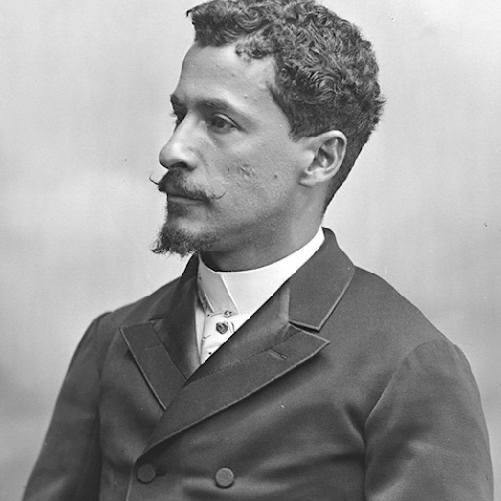 Horacio Marino Rodríguez, Foto Rodríguez. Fotografía, negativo en vidrio, 18 × 13 cm, 1900. Archivo Fotográfico Biblioteca Pública Piloto.