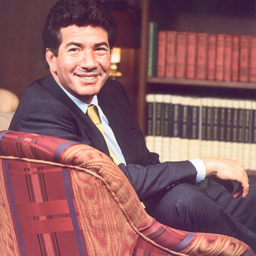 Luis Roberto Mora