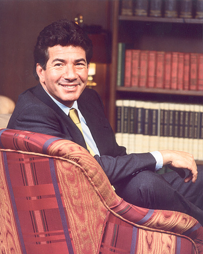 Luis Roberto Mora