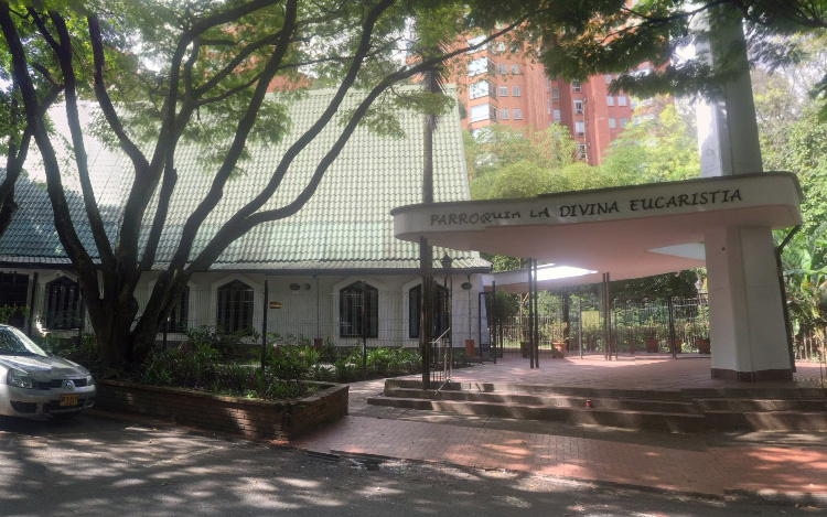 Parroquia La Divina Eucaristía
