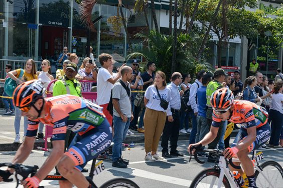 Cuarta etapa del Tour Colombia 2.1 por Medellín.