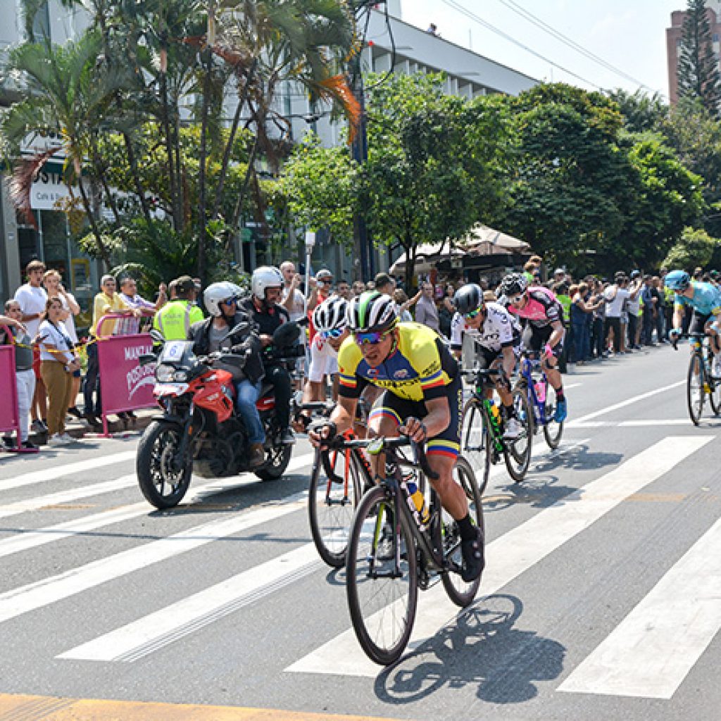 Cuarta etapa del Tour Colombia 2.1 por Medellín.
