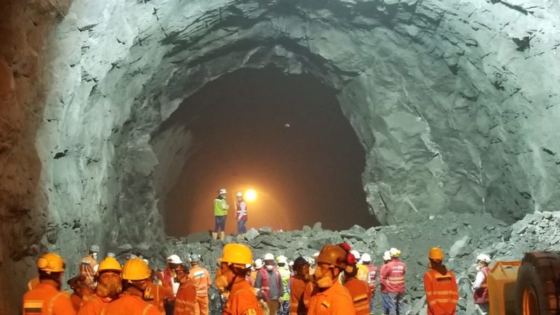 túnel de Oriente