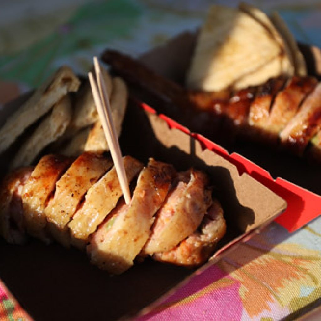 Alitas rellenas, en el parque de San Antonio de Pereira