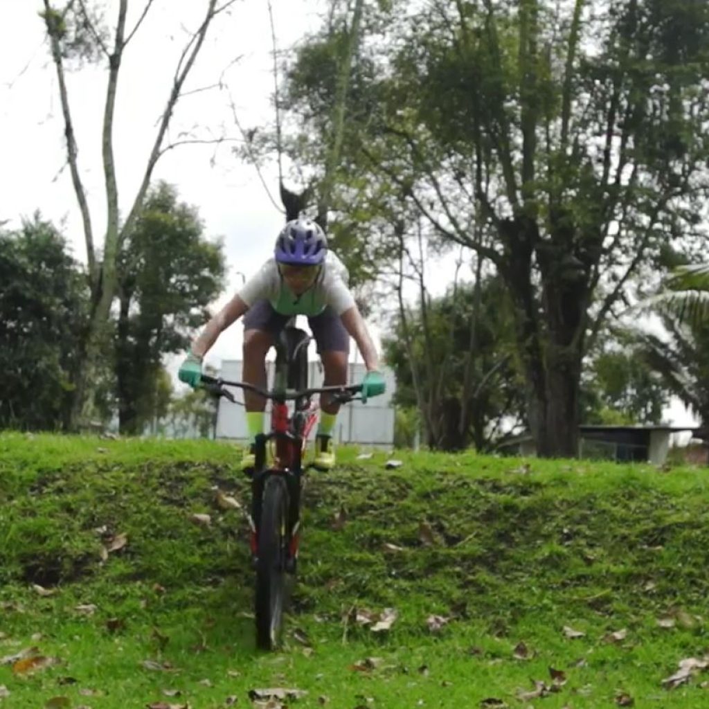 terrenos inclinados en la bicicleta