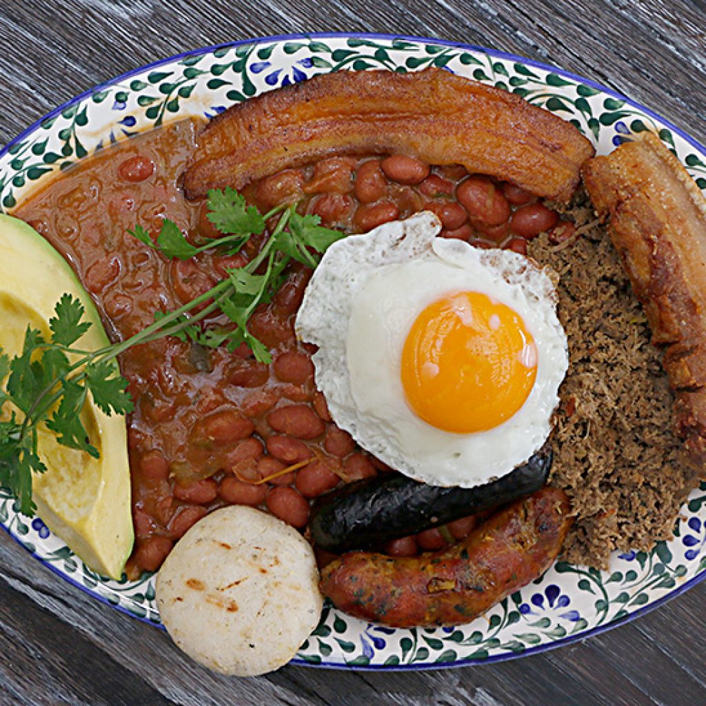 Bandeja paisa -frijoles