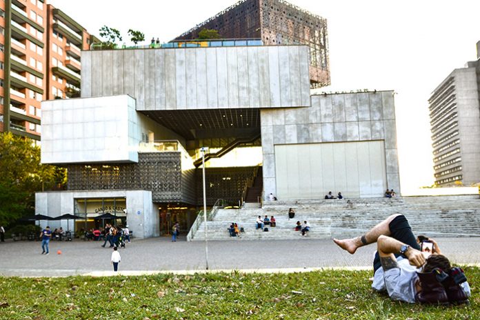 Mamm, Cine, teatro y arte en ciudad del Rio