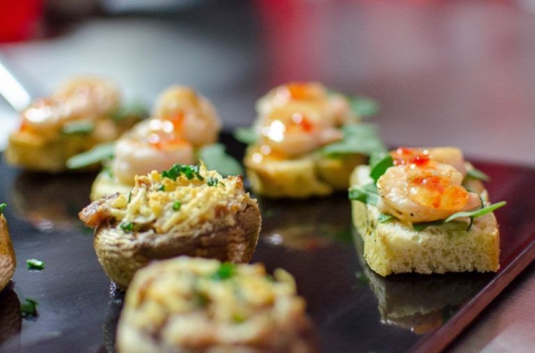 Crostinis de camarones