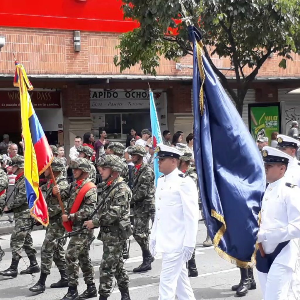desfile militar en Medellín