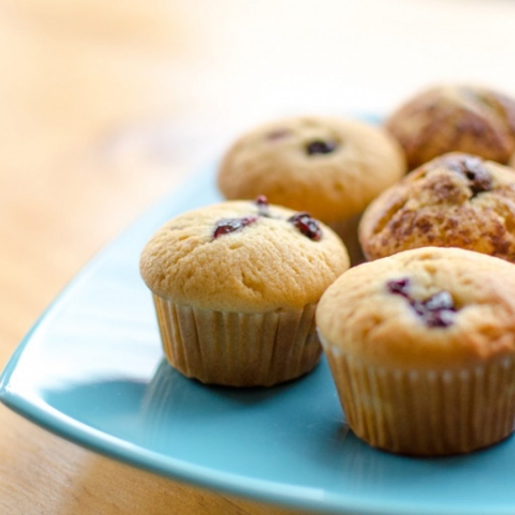 Muffins de miel rellenos de agraz