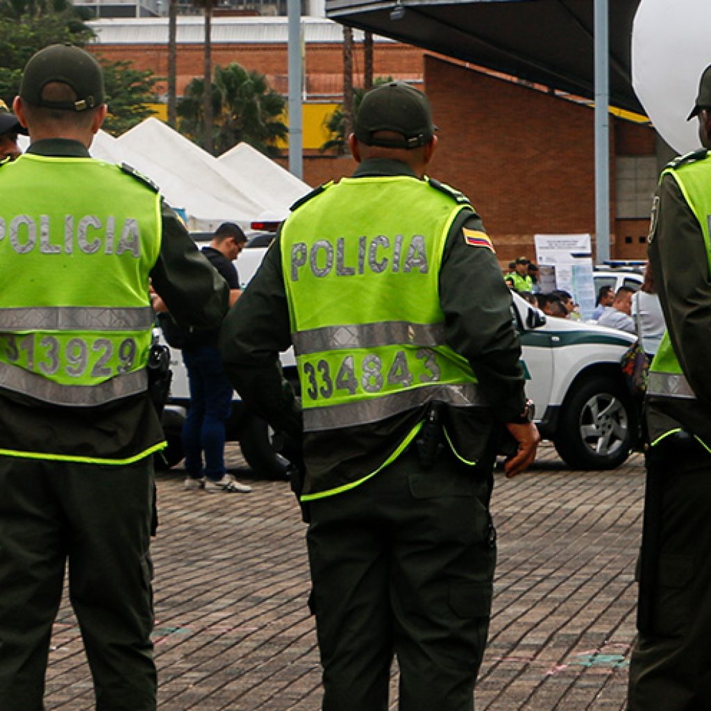 Policía en EL Poblado