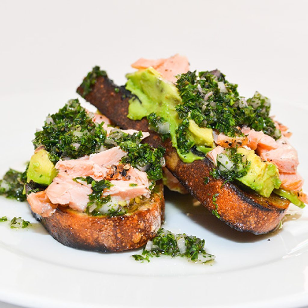 Tartine de salmón ahumado y aguacate